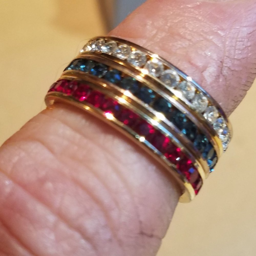 Avon Stackable Rings Size 8 - Picture 3 of 4